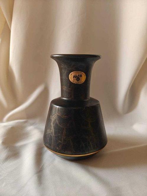 Vaas - 24 kt goud - Keramiek en gouden zecchino, Antiek en Kunst, Curiosa en Brocante