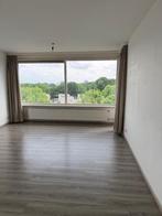 Appartement te huur 4 kamers, Almelo, Huizen en Kamers, Direct bij eigenaar, Overijssel, Almelo, Appartement