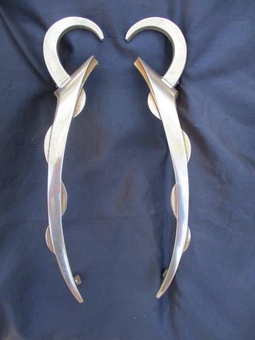 Art Deco Handvat (2) - Paire de poignées de meuble Art Déco., Antiek en Kunst, Kunst | Designobjecten