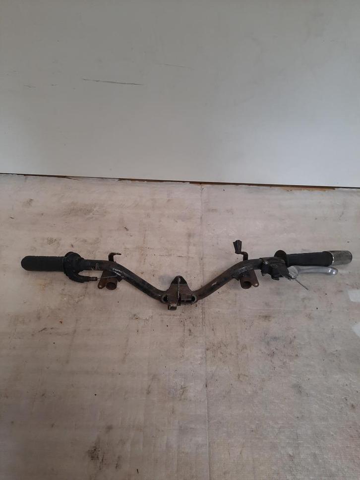 Piaggio Liberty oud model Wit /  stuur frame kaal, Fietsen en Brommers, Brommeronderdelen | Scooters, Ophalen of Verzenden