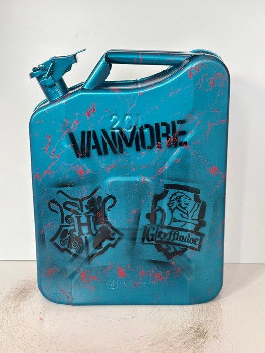 Rob VanMore - Oil Crisis Harry Potter XL - 47cm, Antiek en Kunst, Kunst | Designobjecten