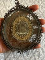 Reliekhouder - Glas, Zilveren draad - 1750-1800 - Medaillon, Antiek en Kunst