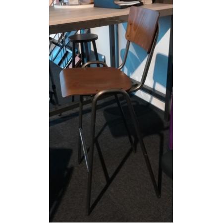 (MDK-106425) VLK vintage barkruk, nieuw, Huis en Inrichting, Barkrukken, Nieuw, Ophalen of Verzenden