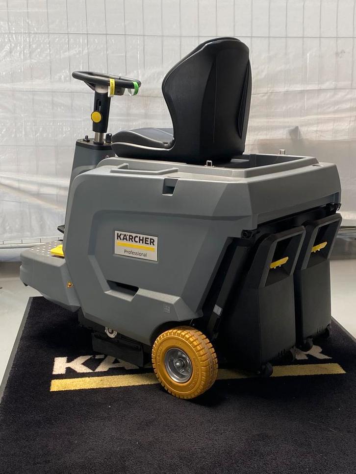 Kärcher KM 85/50 R Bp (Gereviseerd), Tuin en Terras, Veegmachines, Zo goed als nieuw