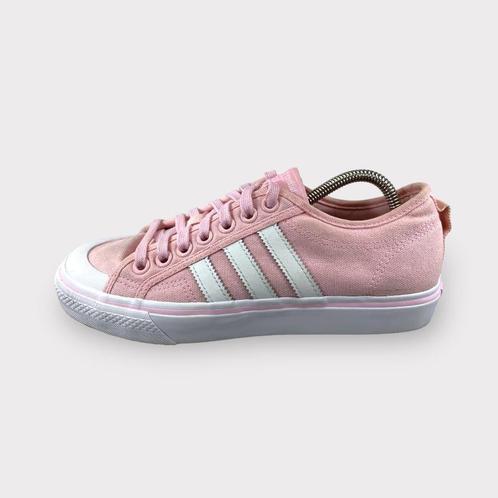 adidas Nizza - Maat 40.5, Kleding | Dames, Schoenen, Sneakers of Gympen, Gedragen, Verzenden