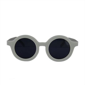 Little Indians Sunglasses - Green O van €16,95 voor €10,17 beschikbaar voor biedingen