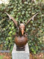 Zeer mooie brons sculptuur van een draak - 55x50x55cm - 8Kg, Tuin en Terras, Nieuw, Metaal, Dierenbeeld, Verzenden