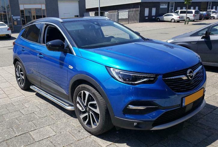 Opel Grandland X sidebars 60 mm met RVS trede / ACTIE, Auto diversen, Auto-accessoires, Nieuw, Ophalen of Verzenden