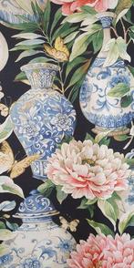 350x280cm! Exclusief textiel met oude vazen en vlinders,