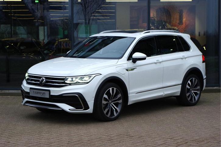 Zakelijke Lease |  Volkswagen Tiguan 1.4 TSI 245 PK eHybrid, Auto's, Volkswagen, Onderhoudsboekje, Lease, Zwart, Automaat, SUV of Terreinwagen