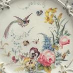 Giovanni Battista Viero - Bord - Keramiek - 38 cm, C, 1890, Antiek en Kunst