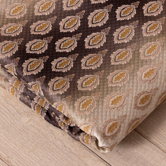 Damastweefsel Degradé – Paisleymotief met Goudborduursel -, Antiek en Kunst, Antiek | Kleden en Textiel