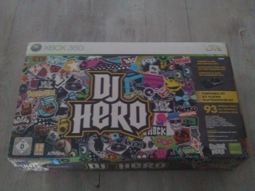 DJ HERO plus draaitafel in doos (xbox 360 tweedehands game), Spelcomputers en Games, Games | Xbox 360, Zo goed als nieuw, Ophalen of Verzenden