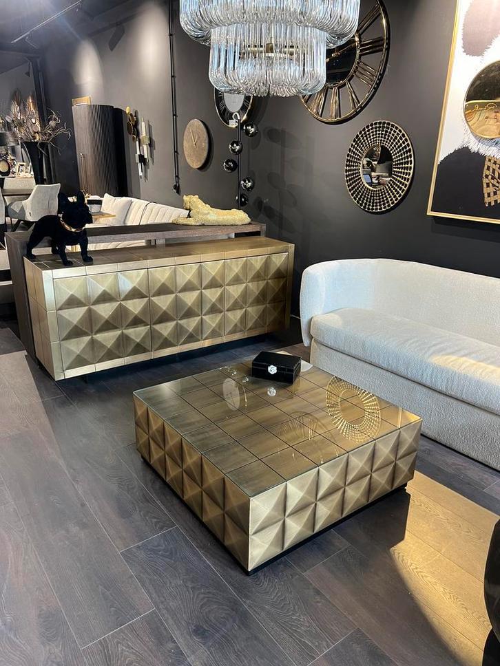 Richmond Interiors Dressior Collada, Huis en Inrichting, Kasten | Dressoirs, 150 tot 200 cm, 25 tot 50 cm, Met deur(en), Met plank(en)