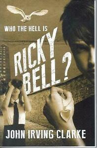 Who the hell is Ricky Bell by John Clarke (Paperback), Boeken, Overige Boeken, Gelezen, Verzenden