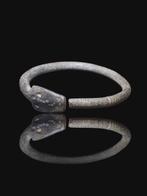 Oud-Romeins Rare Bronze Serpent Ring (Zonder minimumprijs)