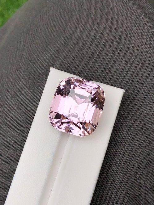 Zonder Minimumprijs Kunziet - 59.19 ct - nternational, Sieraden, Tassen en Uiterlijk, Edelstenen