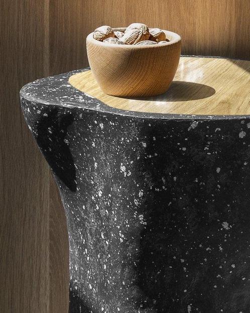 Bijzettafel - Composiet, Eik, Hout, Beton - Donatas - Zwarte, Antiek en Kunst, Kunst | Designobjecten
