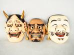 Mask - Porselein, Set van drie aardewerk Noh-maskers