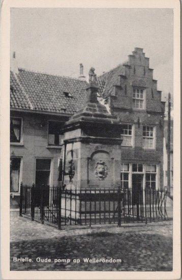 BRIELLE - Oude pomp op Wellerondom, Verzamelen, Ansichtkaarten | Nederland, Verzenden