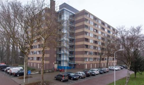 Te Huur 4 Kamer Appartement Fluitekruidweg In Zaandam, Huizen en Kamers, Huizen te huur, Direct bij eigenaar, Noord-Holland, Appartement
