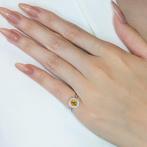 Ring - 18 karaat Witgoud - 0.66ct. tw. Saffier - Diamant, Sieraden, Tassen en Uiterlijk, Ringen, Nieuw