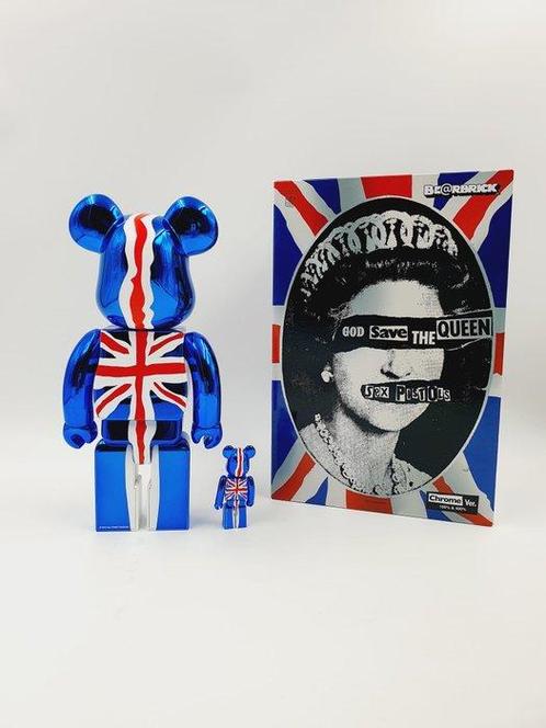 Sex Pistols x Medicom Toy Be@rbrick - Sex Pistol God Save, Antiek en Kunst, Kunst | Designobjecten