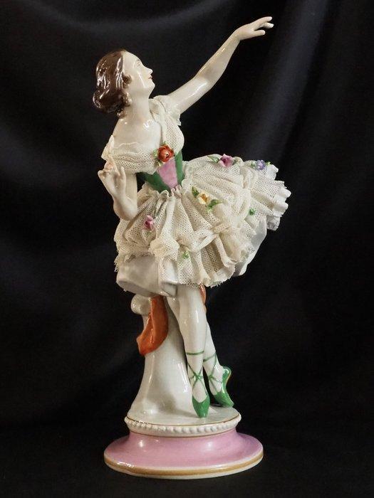 Beeldje - Ballerina - Porselein, Antiek en Kunst, Antiek | Glas en Kristal