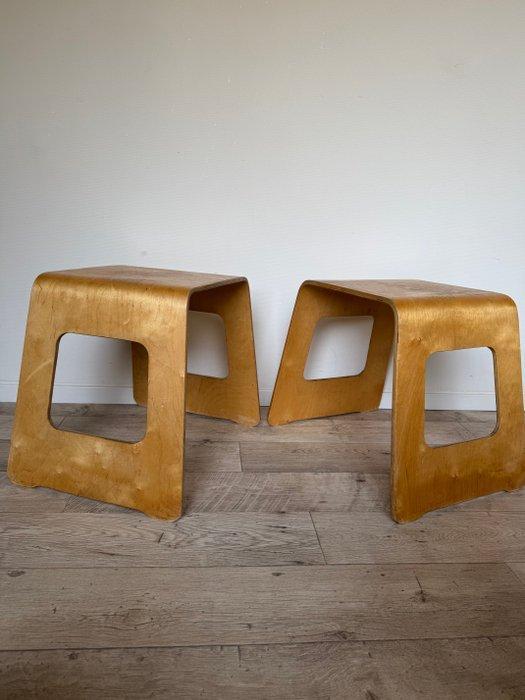 IKEA - Lisa Norinder - Kruk - Benjamin - Hout - Twee, Antiek en Kunst, Antiek | Meubels | Stoelen en Banken