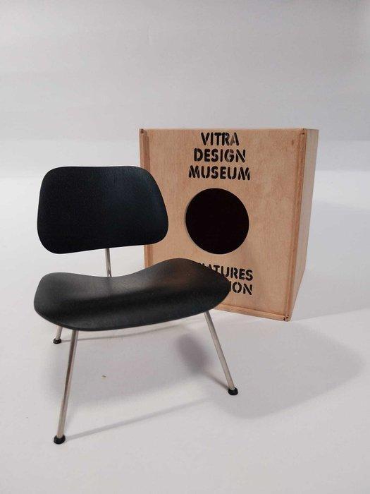 Vitra, Vitra Design Museum - Charles & Ray Eames - Stoel -, Antiek en Kunst, Antiek | Meubels | Stoelen en Banken