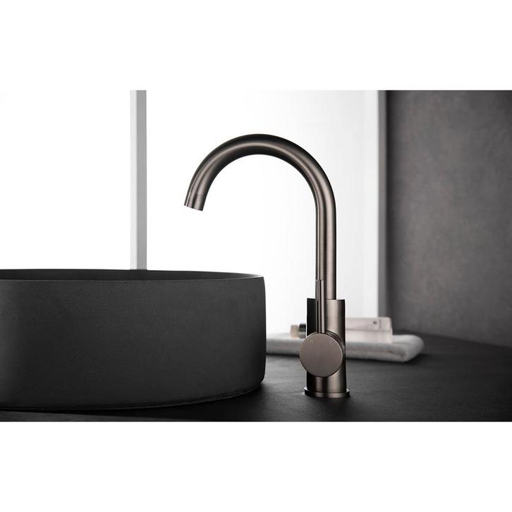 Wiesbaden Ribbd Wastafelkraan met Draaibare Uitloop -, Doe-het-zelf en Verbouw, Sanitair, Nieuw, Ophalen of Verzenden