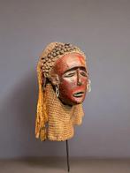 Chokwe-masker met hoofdtooi - sculptuur chokwé - Chokwe - DR