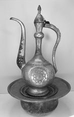 Kan - Antieke Safavid Waterkan en Wasbak – Zeldzame Boteh, Antiek en Kunst