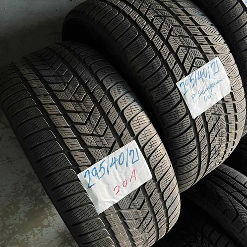 2 x Pirelli 295-40-21 Winterbanden 5,5mm, Auto-onderdelen, Banden en Velgen, 21 inch, Winterbanden, 295 mm, Personenwagen, Gebruikt