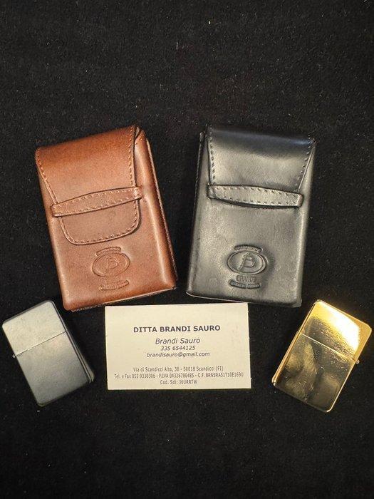 brandi sauro - brandi sauro - Zonder minimumprijs -, Verzamelen, Rookartikelen, Aanstekers en Luciferdoosjes