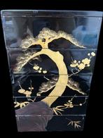 Doos - Bladgoud - zwart lak goud maki-e, Antiek en Kunst