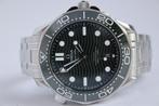 Omega Seamaster 300M GROEN 09/2022 Extra rubber band., Omega, Staal, Ophalen of Verzenden, Staal