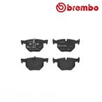 BREMBO Remblokken set BMW 330i achterzijde, Auto-onderdelen, Remmen en Aandrijving, Verzenden, Nieuw