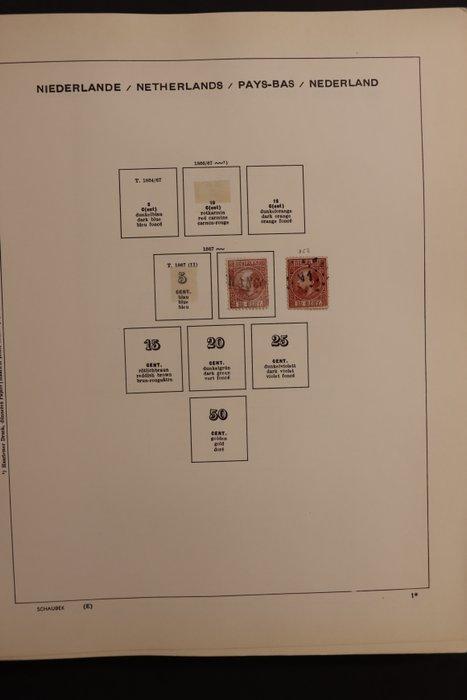 Nederland 1852/1979 - Verzameling in twee Schaubek albums -, Postzegels en Munten, Postzegels | Nederland