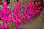 zittende Heren figuren van  exclusief A-merk