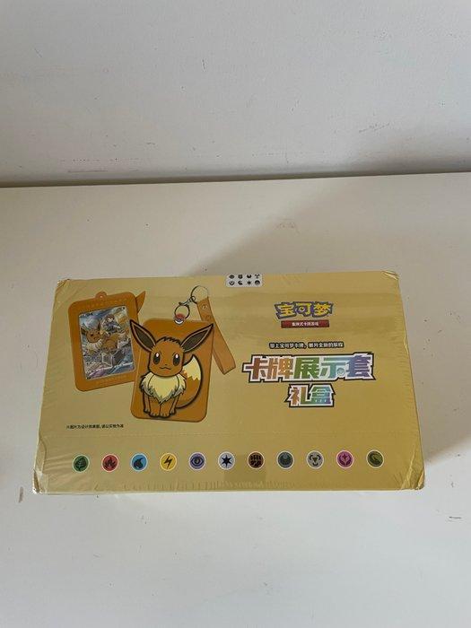 Pokémon - 1 Case - Sword & Shield - Evolving Skies, Hobby en Vrije tijd, Verzamelkaartspellen | Pokémon
