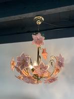 Goud met roze bloemenlamp met Muranoglas, Hollywood recency eclectisch maximalism , Ophalen of Verzenden, Zo goed als nieuw, Glas