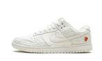 Nike Dunk Low Give Her Flowers - maat 45 (Sneakers), Kleding | Dames, Verzenden, Nieuw, ["Nike","Nike Dunk"], Sneakers of Gympen