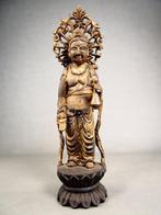 Standing statue of Kannon Bodhisattva  - Beeld Hout -, Antiek en Kunst