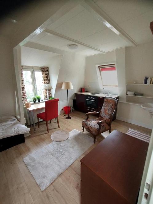 Studio te huur in Amersfoort - 15 m² - 2 kamer(s) - 2 kamers, Huizen en Kamers, Kamers te huur, Overige regio's