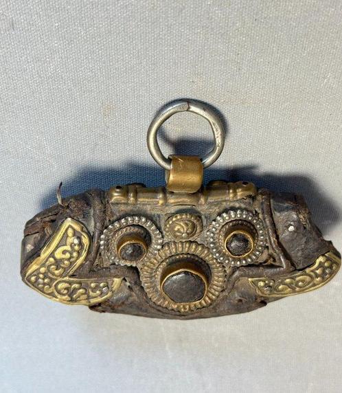 Purse - Leder, Messing - Tibet - 19th century, Antiek en Kunst, Antiek | Overige Antiek