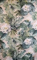 300x280cm! Exclusief textiel met geschilderde lotussen -