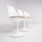 Knoll - Eero Saarinen - Stoel (4) - Tulip chair - Bouclé