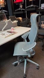 HermanMiller Cosm met hoge rug in wit  * magazijnopruiming *, Huis en Inrichting, Bureaustoelen, Ophalen, Wit, Nieuw, Bureaustoel