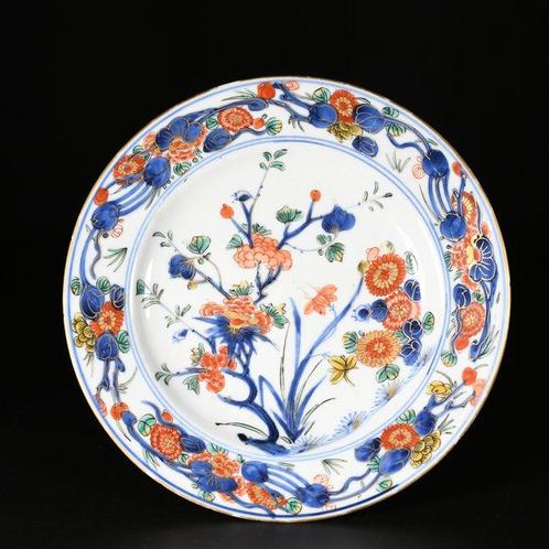 Bord - Assiette aux émaux Imari et Famille Verte à décor, Antiek en Kunst, Antiek | Overige Antiek